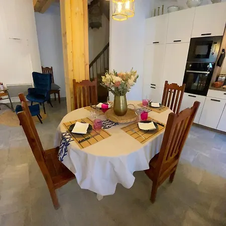 Hébergement de vacances Le Calsou 4 étoiles 3ch Montagnenoire Chât Cathare Carcassonne Jardin Rivière