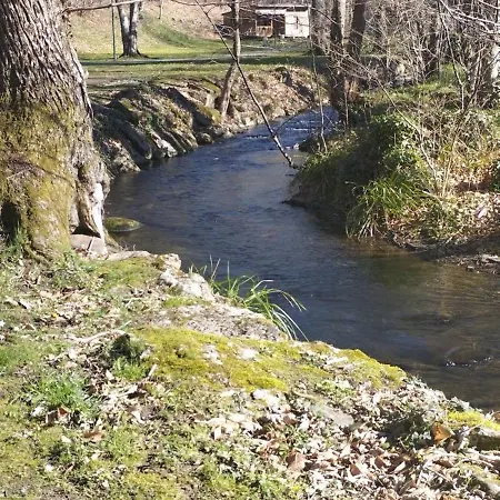 Le Calsou 4 étoiles 3ch Montagnenoire Chât Cathare Carcassonne Jardin Rivière