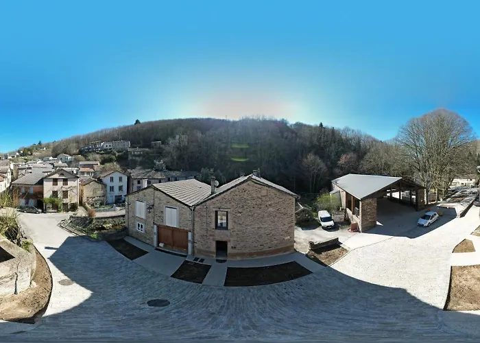 Holiday home Le Calsou 4 Etoiles 3ch Montagnenoire Cathare Carcassonne Jardin Riviere Caudebronde
