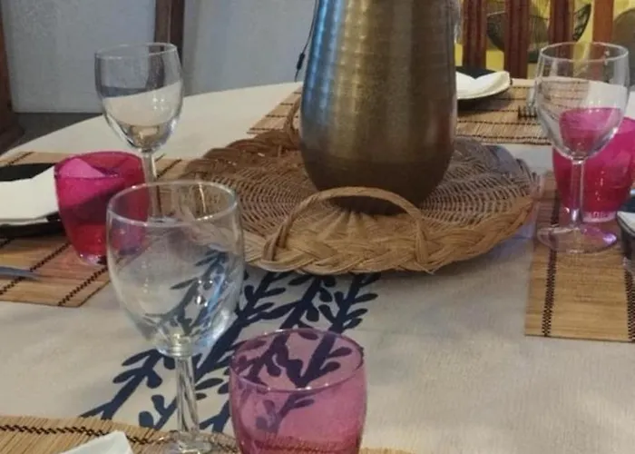 Holiday home Le Calsou 4 Etoiles 3ch Montagnenoire Cathare Carcassonne Jardin Riviere