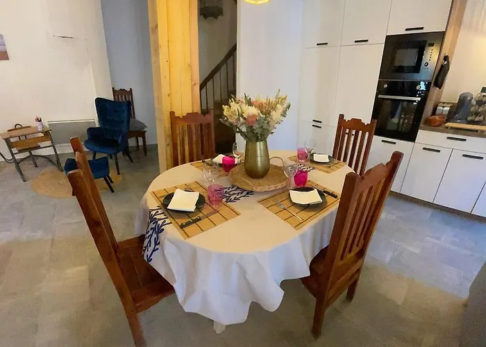 Holiday home Le Calsou 4 Etoiles 3ch Montagnenoire Cathare Carcassonne Jardin Riviere